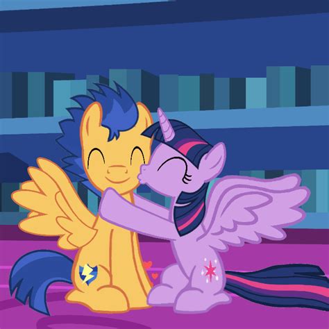 flash sentry x twilight sparkle|my little pony kissing videos.